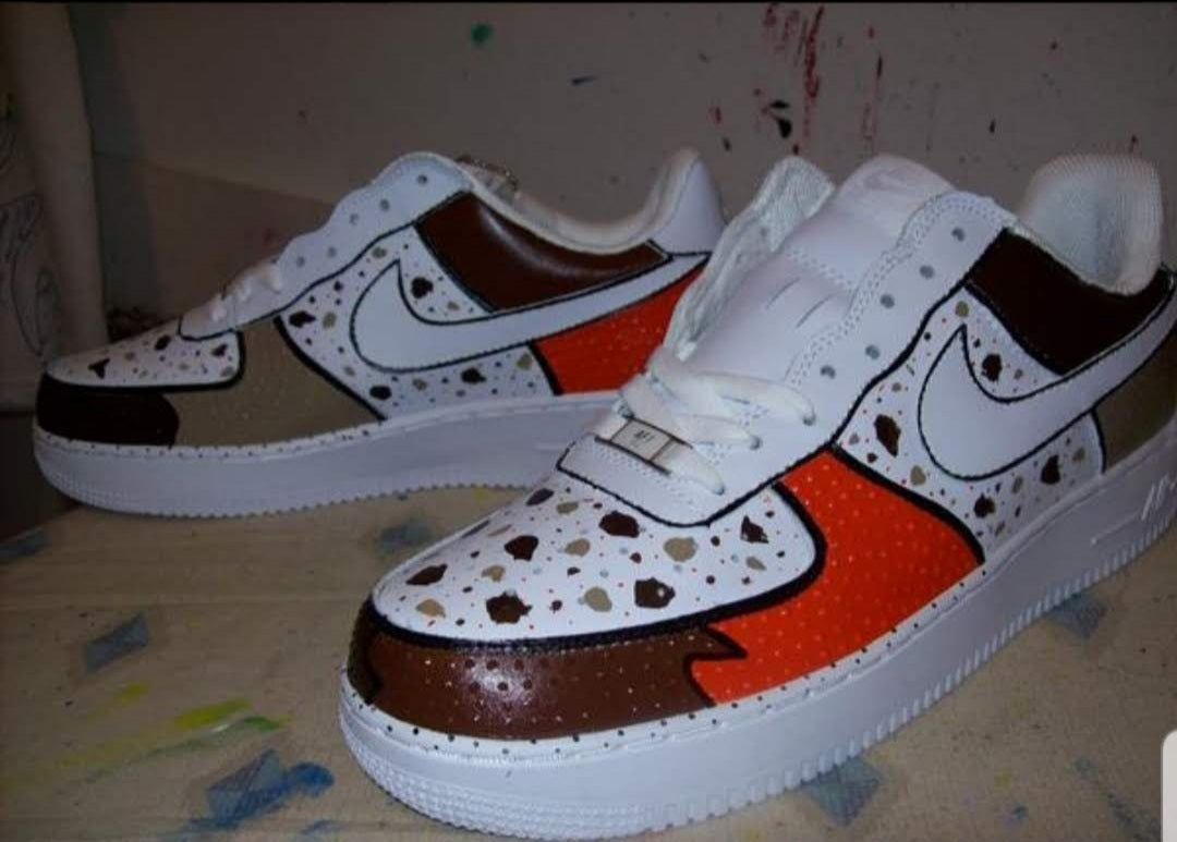 Custom Kicks